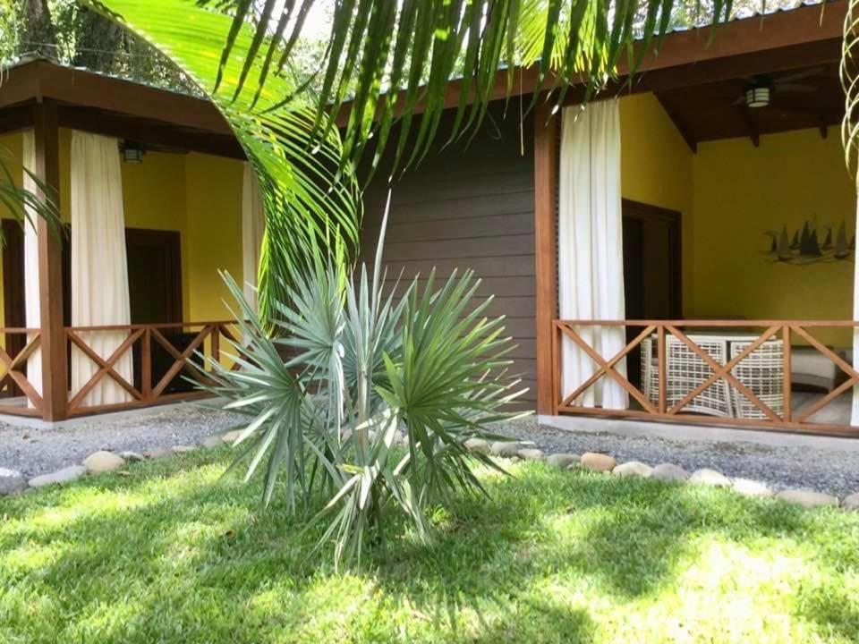 Oasi Appartement Cahuita Buitenkant foto